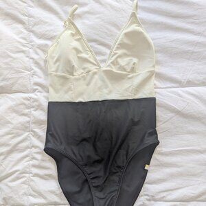 Summersalt One-piece Swimsuit - Never Worn